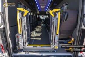 Carosare autoutilitara Mercedes Sprinter 16+1+1 cu lift