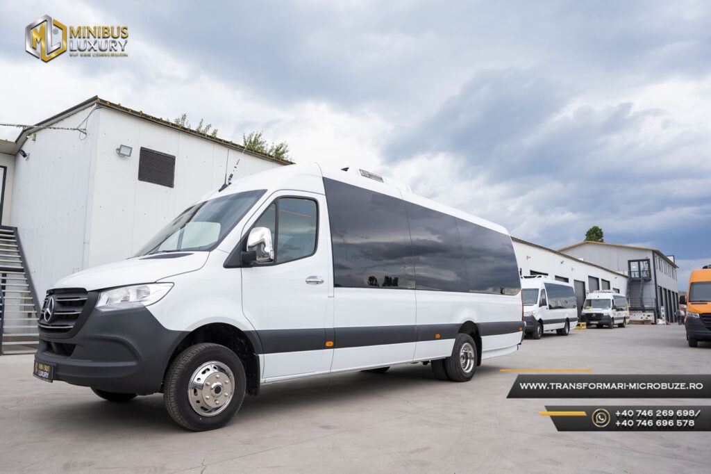 Vanzare Mercedes Sprinter 517 CDI 22+1+1 Microbuz Transformat din stoc