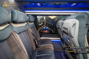 Transformari microbuze Mercedes Sprinter 19+1+1 ML41 Minibus Luxury by Cristi