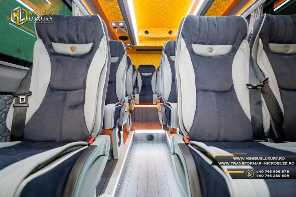 Mercedes Sprinter 19+1+1 locuri, microbuz transformat de Minibus Luxury by Cristi Ploiesti