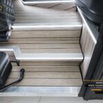 trepte microbuz transport persoane dizabilitati Minibus Luxury
