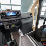 Usa culisanta Mercedes Sprinter vandut de Minibus luxury by Cristi