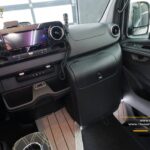 Transformare microbuz Sprinter 19 1 1 locuri premium firma Minibus Luxury Galati